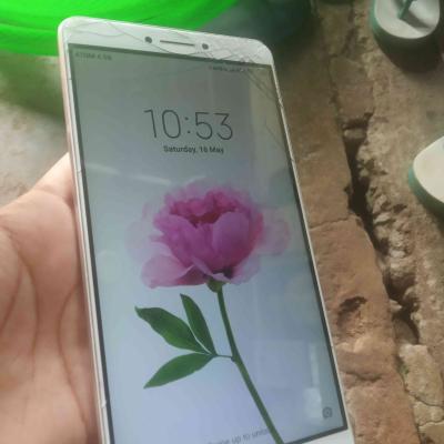 s3 photo